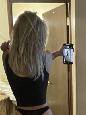 Foto de Lunahess escort chilena disponible en M. Macul - Chikas.cl